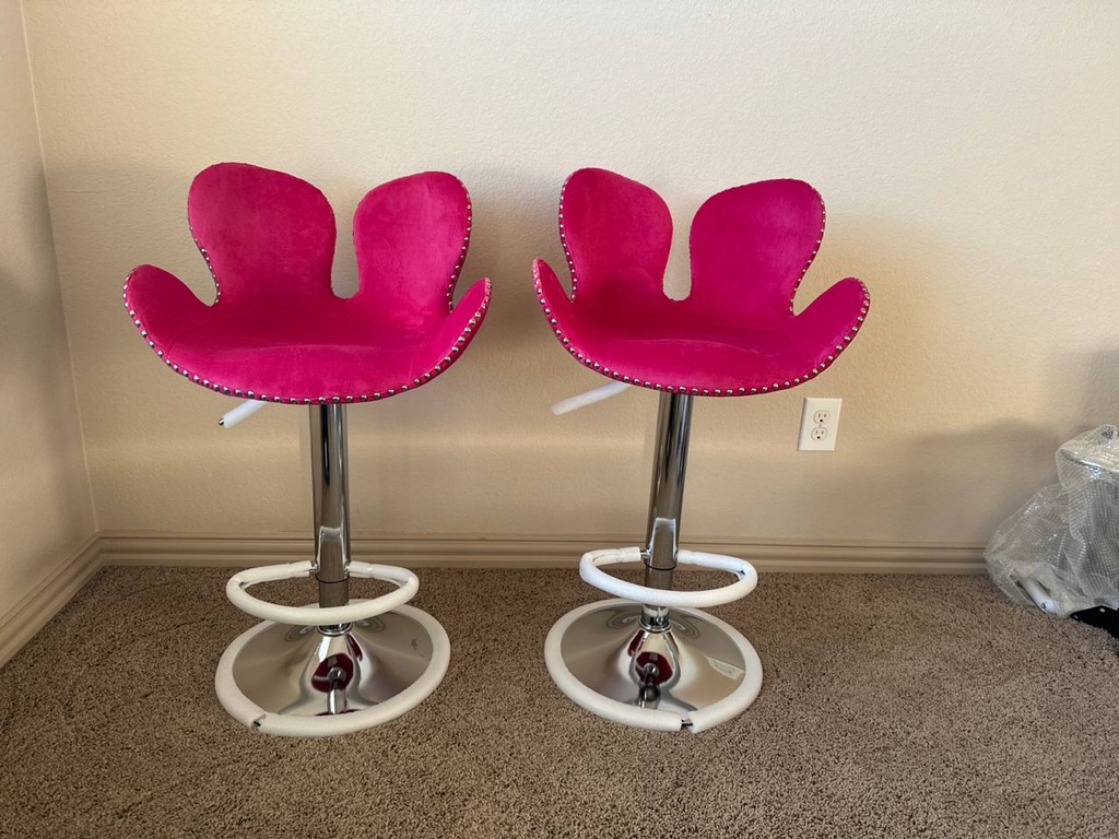 Modern Petal Design Barstools with Backs (Set of 2))